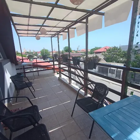 Casa Ozzy&patty Două Mai