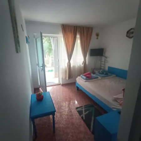 Casa Ozzy&patty Gæstehus Două Mai